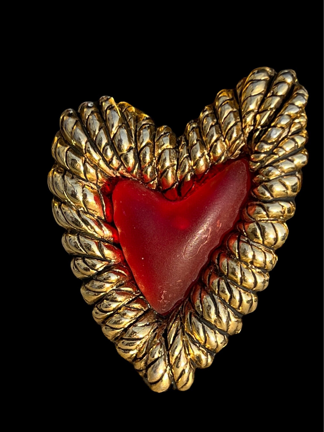 Vintage brooch heart resin balenciaga