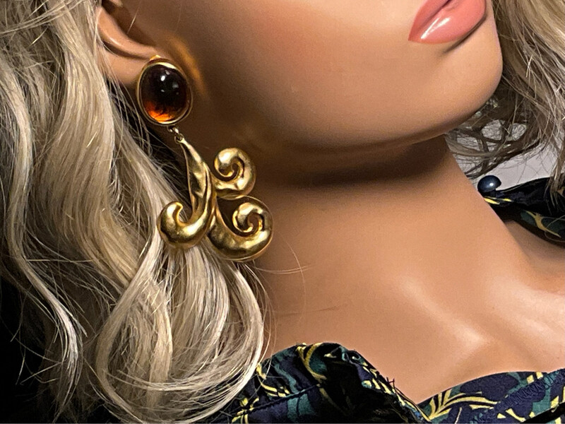 Vintage Rive Gauche earring, arabesques , Yves Saint-Laurent