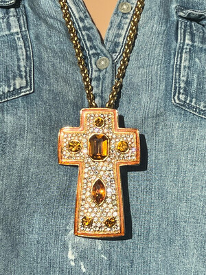 Croix pendentif broche Christian Dior avec chaîne