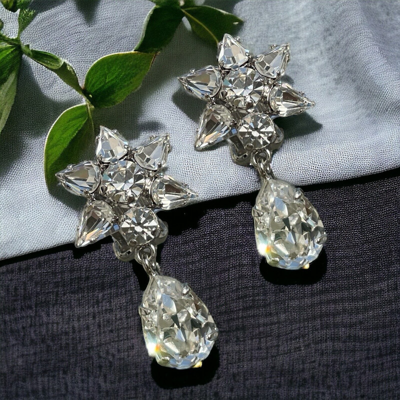 Christian dior rhodium-plated metal earrings