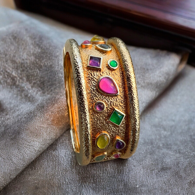 Vintage brass and multicoloured resin cuff, Italian made
