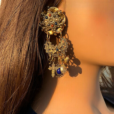Boucles d’oreilles vintage non signées oversize, en métal doré