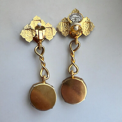Boucles d oreilles Oversize pendantes  Yves saint Laurent Rive Gauche