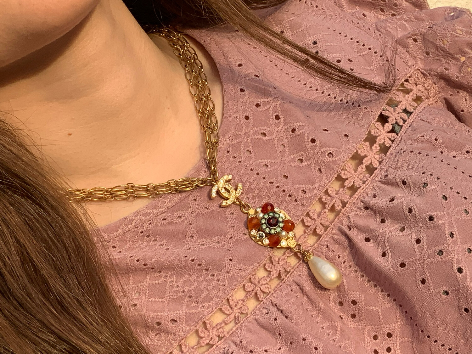 Vintage multi-chain necklace Chanel  crystal pendant. Multi colors ending not a pearl