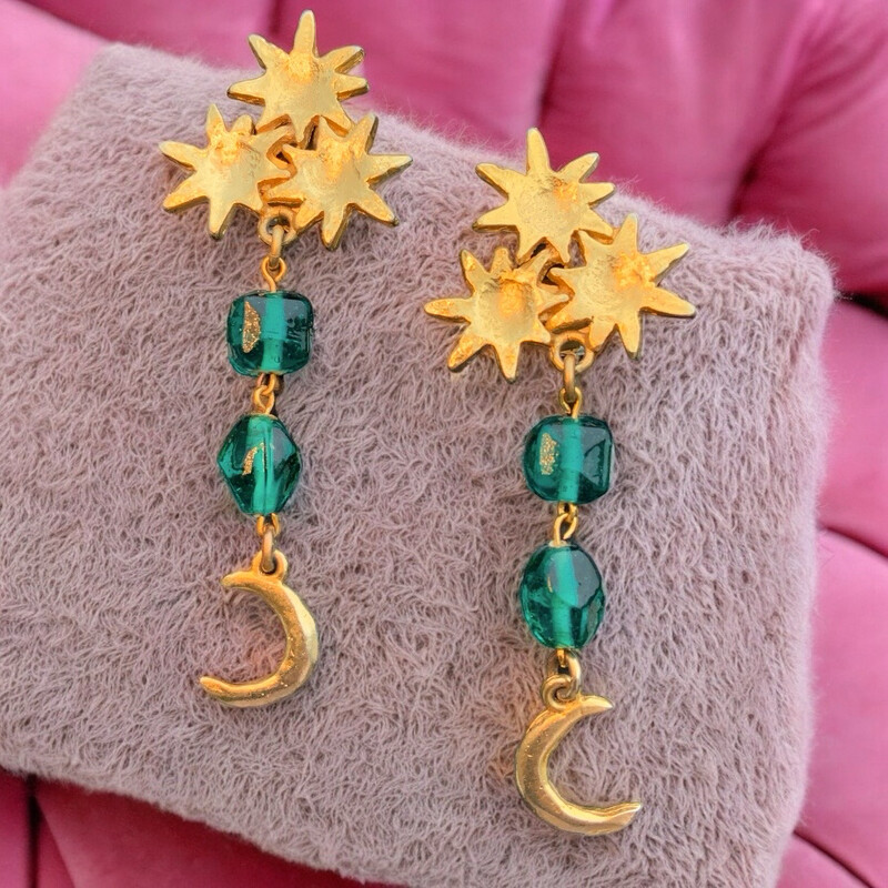 Vintage earrings in glass paste, moon pendant, signed Anna Arel