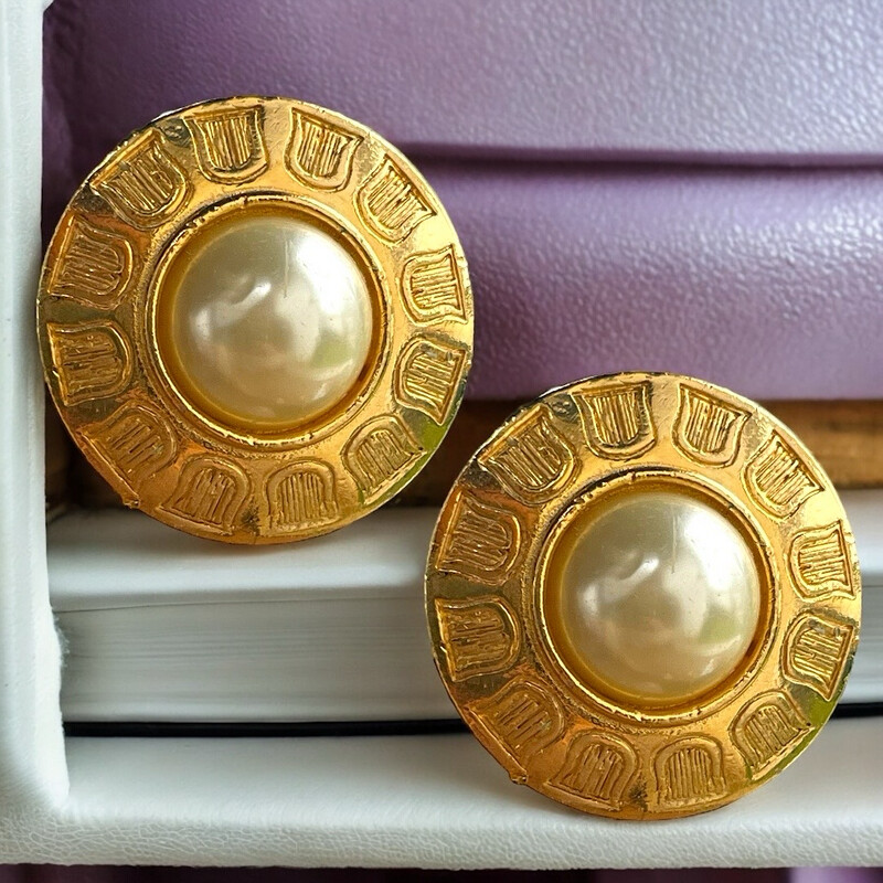 Vintage pearl earrings, signed Jean Desprez