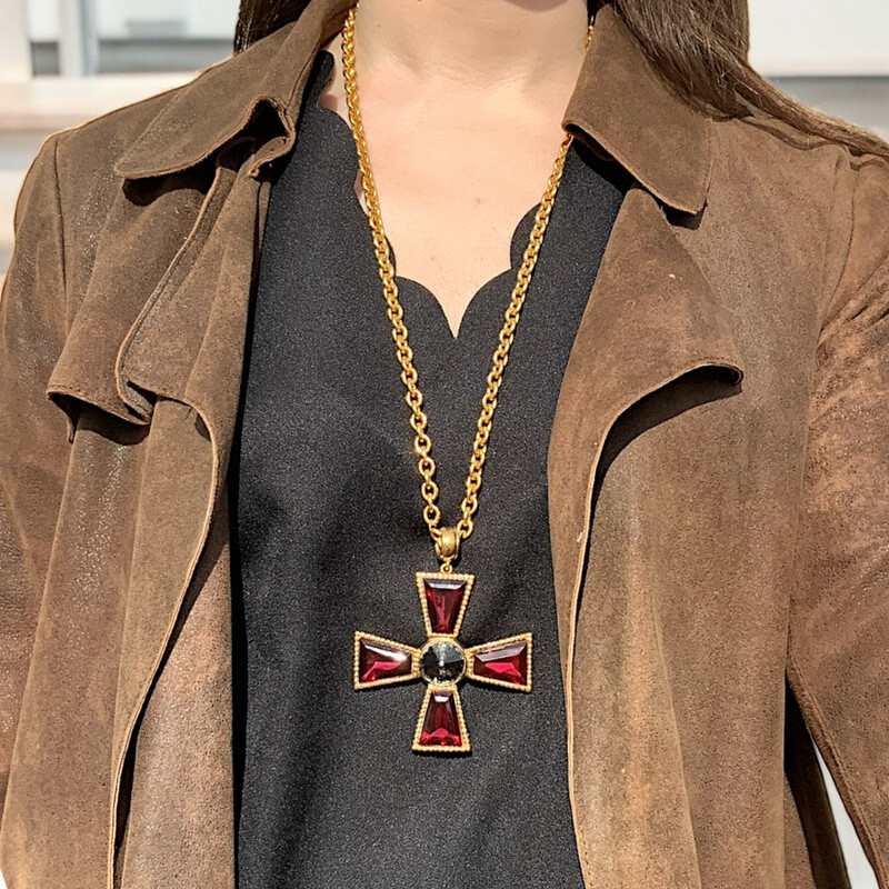 Vintage pendant necklace signed Valentino, garnet-coloured cross