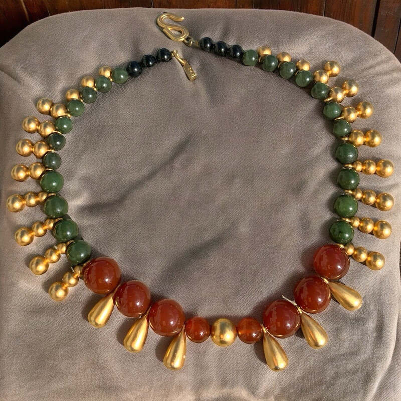 Vintage necklace in red and green carnel, Yves Saint Laurent
