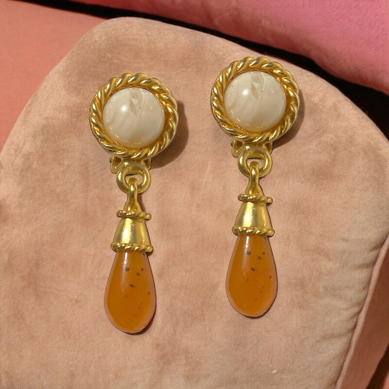 Vintage pendant earrings not signed with amber glass paste
