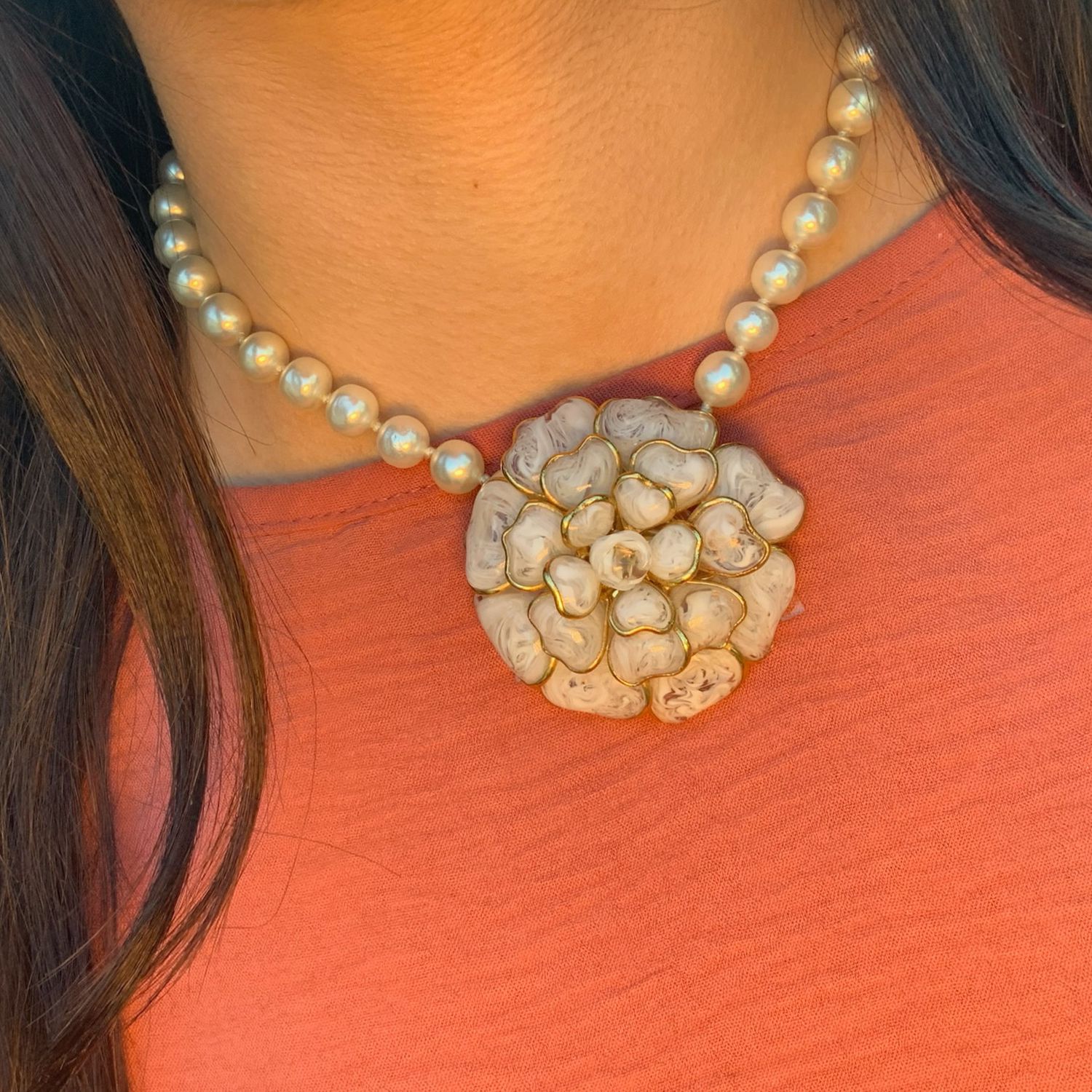 Camellia necklace gripoix vintage Chanel Barbie collection 95