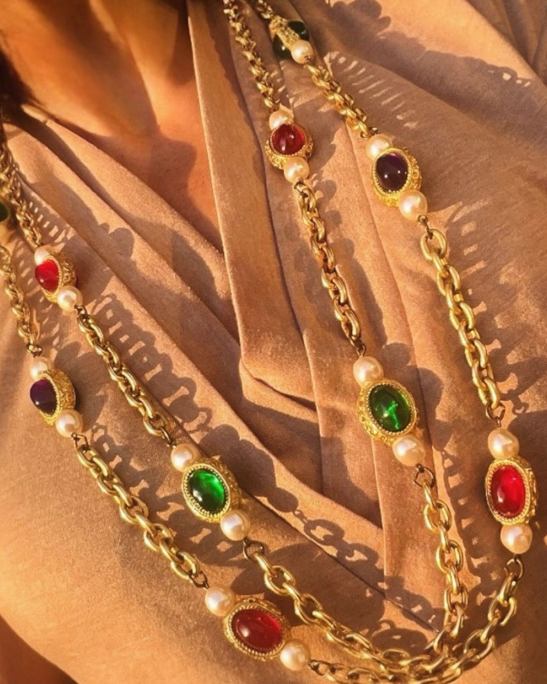 Yves Saint Laurent double row vintage necklace in gripoix-style resin