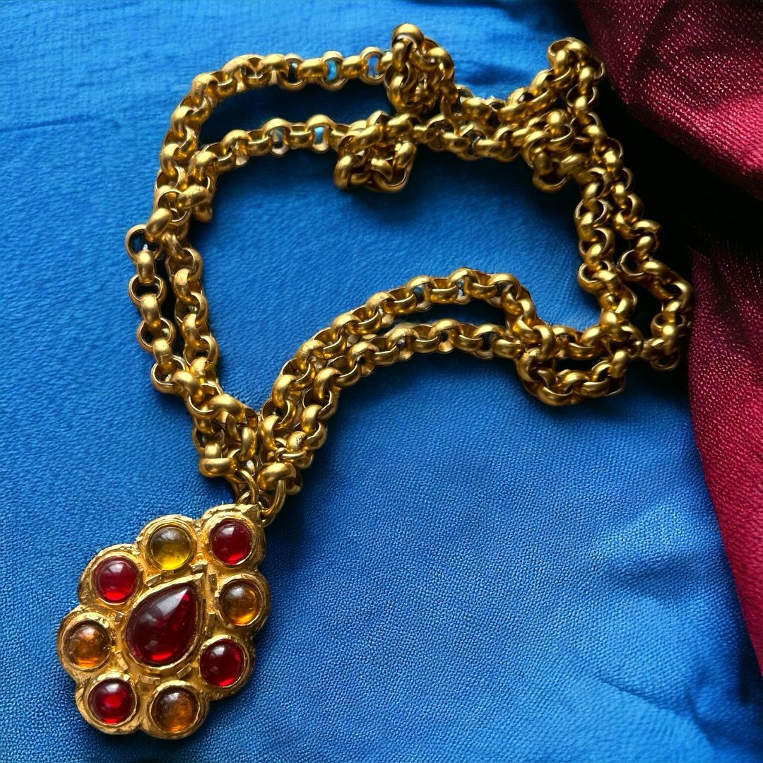 Collier vintage Chanel collection 25  , gripoix 