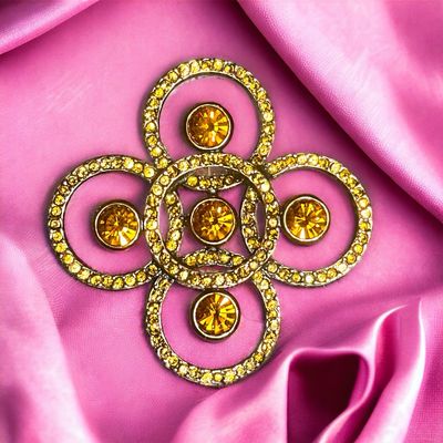 Broche Vintage, Yves, Saint-Laurent, en forme de croix et Swarovski