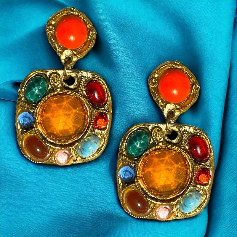 Vintage earrings sewing in brass and glass paste