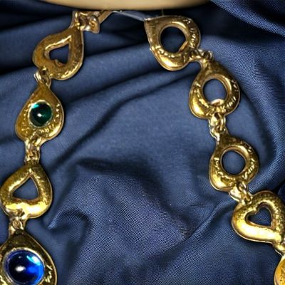 Collier vintage Yves Saint Laurent  modèle iconique cœur bleu et vert 