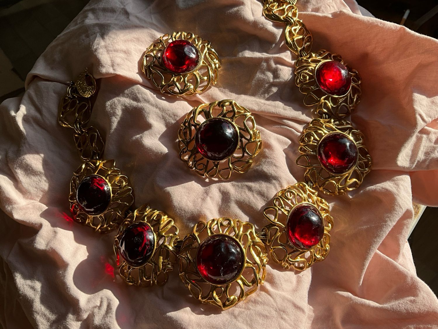 Vintage plastron Yves Saint Laurent model, The cage, iconic, hyper sought after