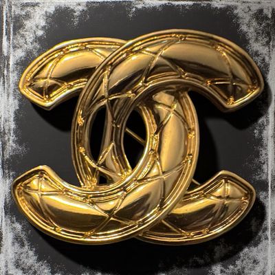 Broche matelassée vintage Chanel mint condition 