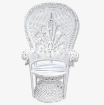 Fauteuil Emmanuelle ajouré en rotin blanc Fauteuil Emmanuelle ajouré en rotin blanc