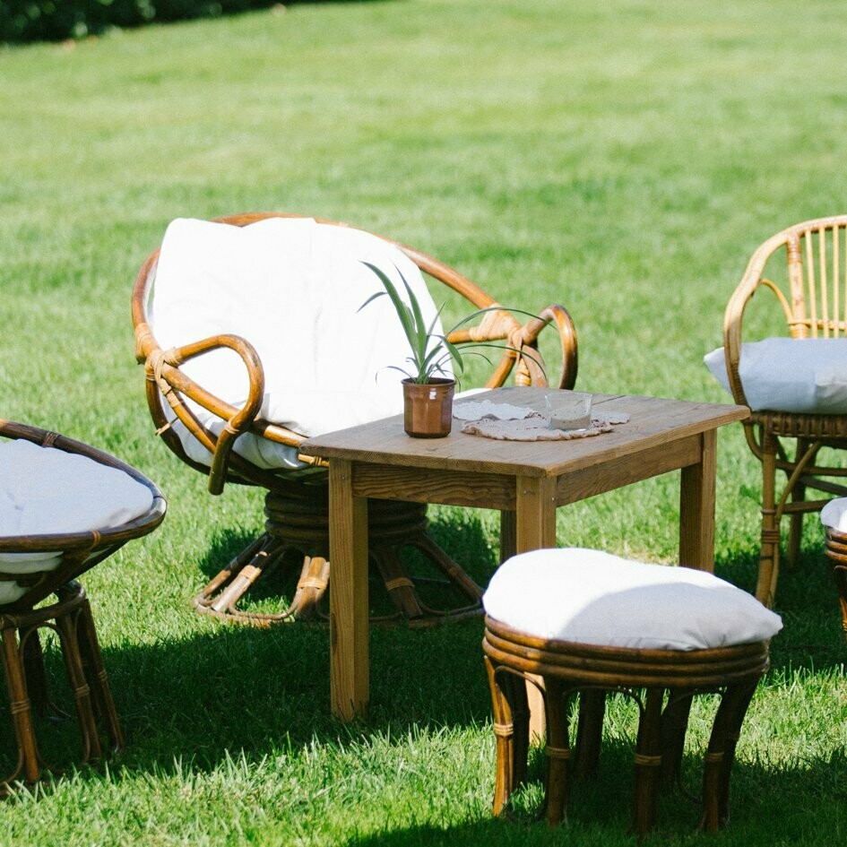 Fauteuil en rotin loveuse pivotant