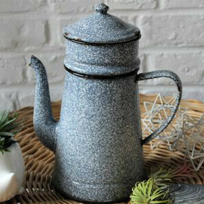 Cafetière émaillée grise