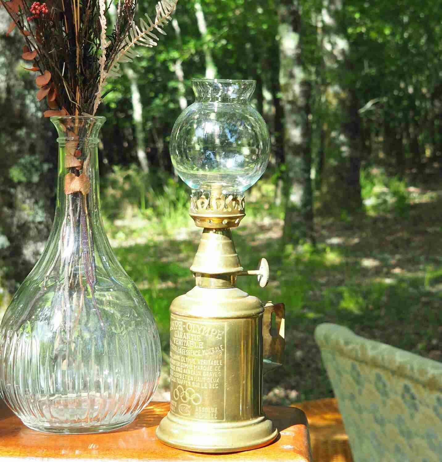 Lampe à huile laiton avec verre boule