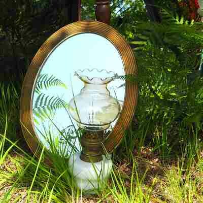 Lampe à huile blanche