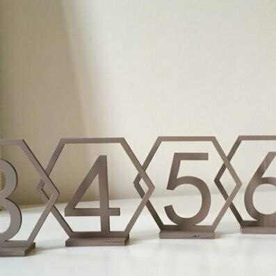 Numéro de table octogonal