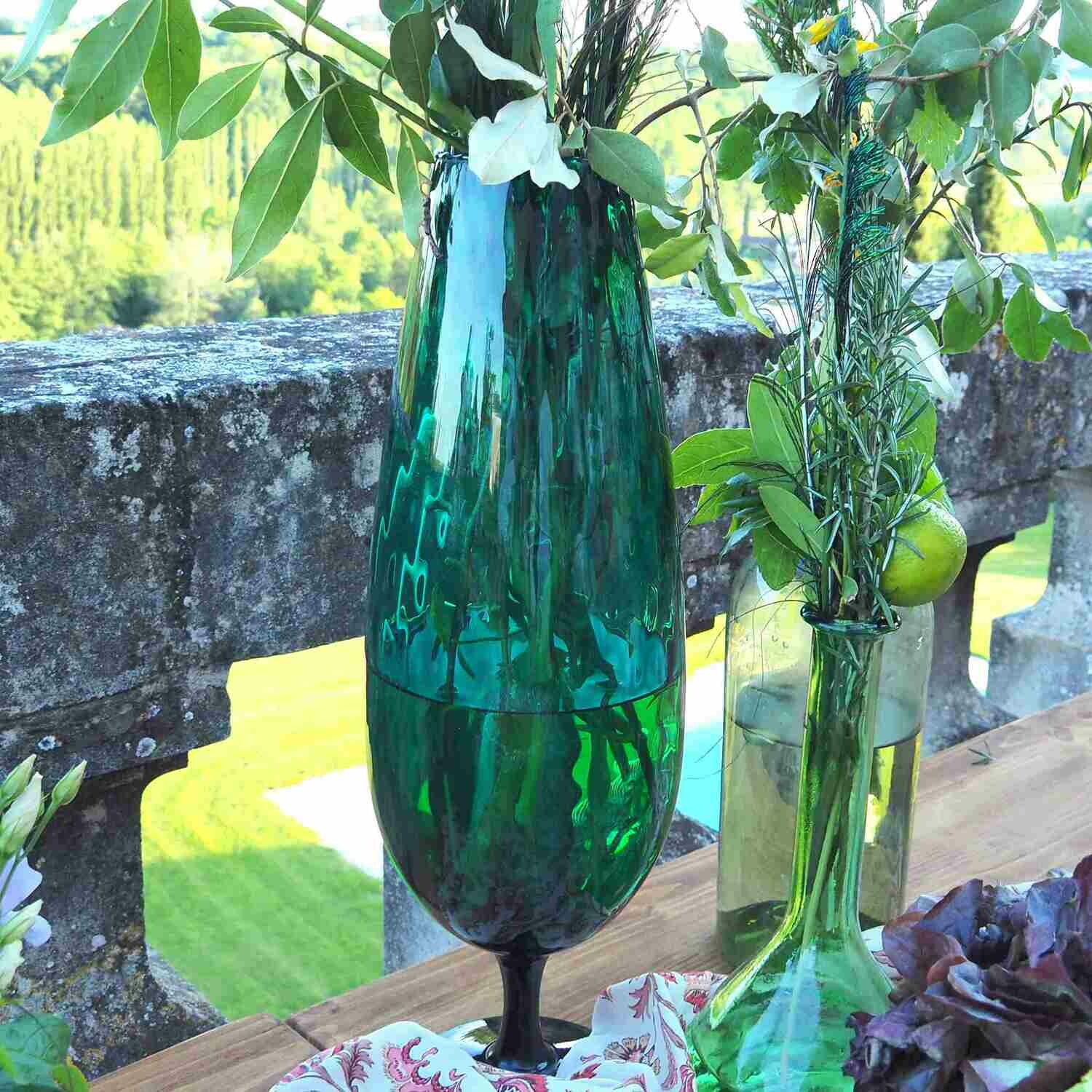 Vase verre bleu facettes grand