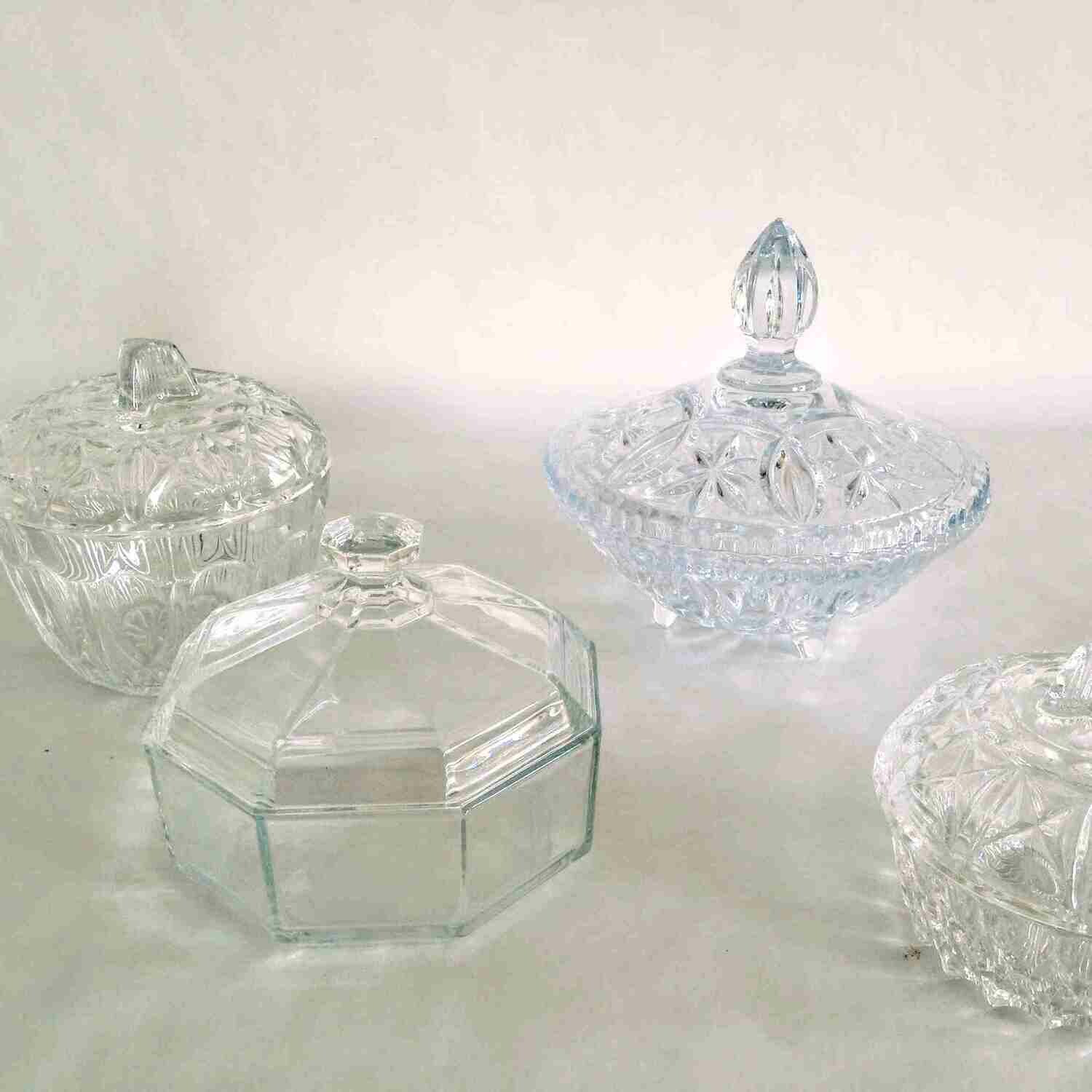 Bonbonnière verre ciselée Bonbonnière verre ciselée