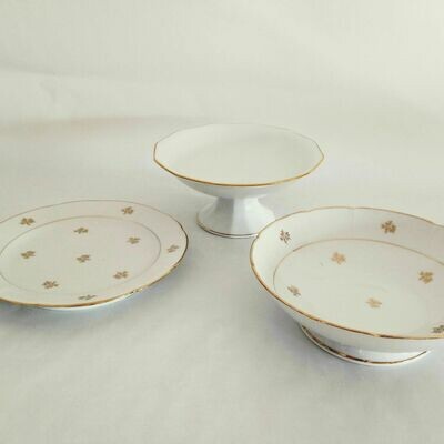 Plat sur pied bas porcelaine blanc doré