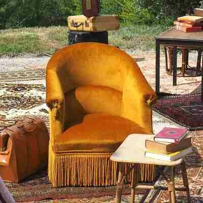 Fauteuil crapaud velours or frange