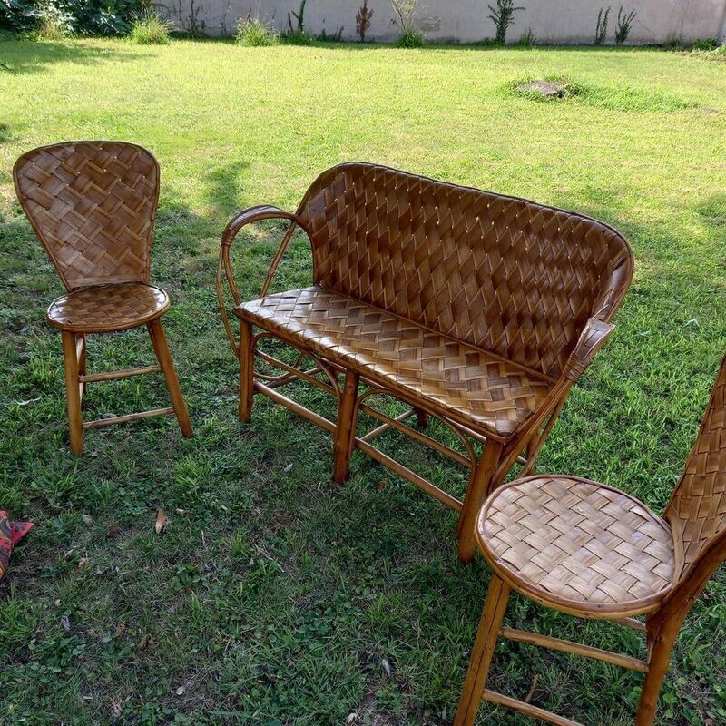 Chaise en châtaignier tressée