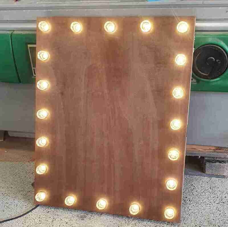 Panneau lumineux plan de table ou menu