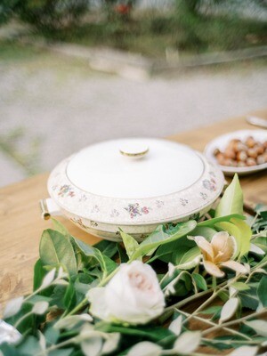 Soupière porcelaine fleurie dépareillées