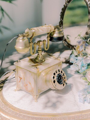 Téléphone en marbre