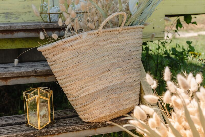 Panier en palmier avec anses