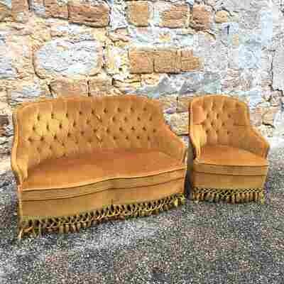 Fauteuil crapaud velours or capitonné