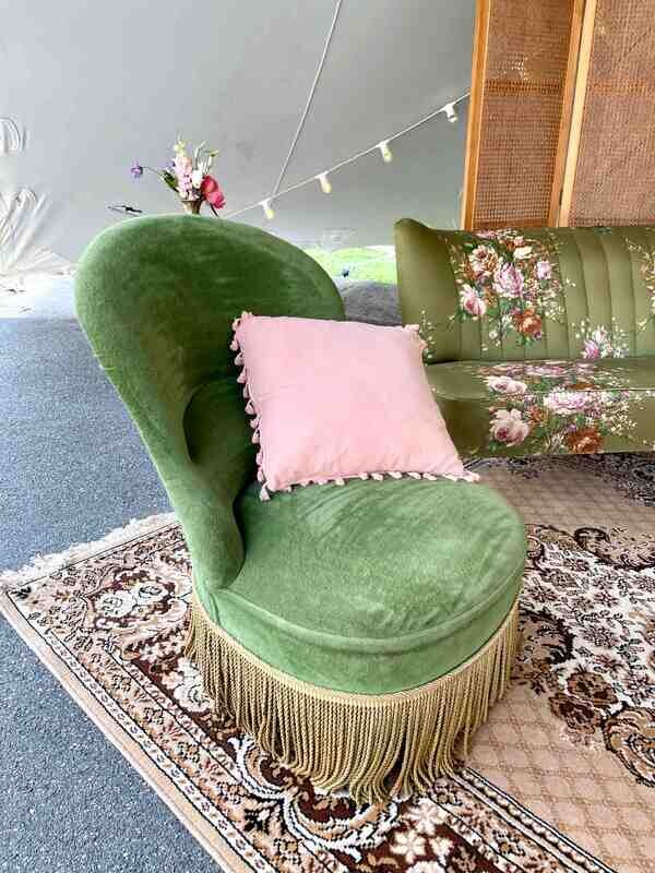 Fauteuil crapaud velours vert liseuse