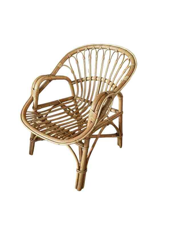 Fauteuil en rotin naturel clair liseré