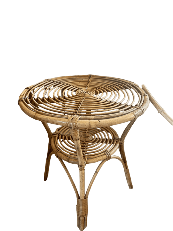 Table basse rotin ronde ajourée