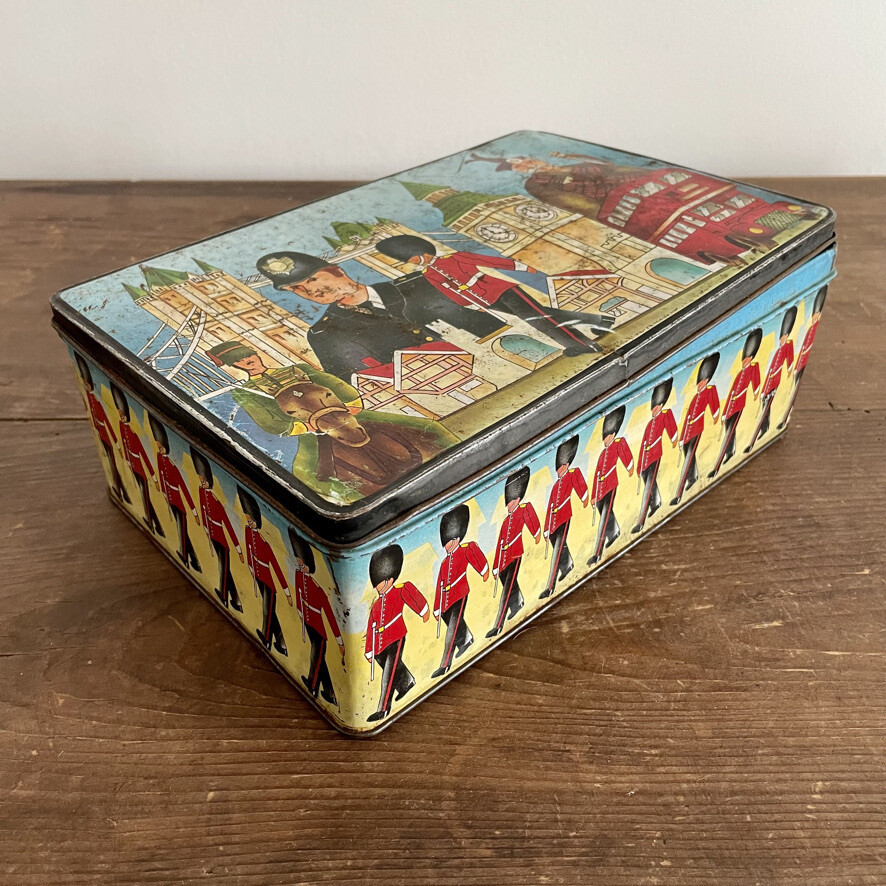Boite métal vintage anglaise