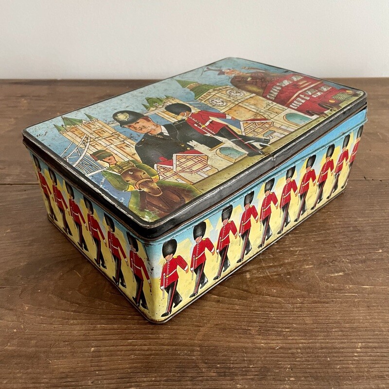 Boite métal vintage anglaise