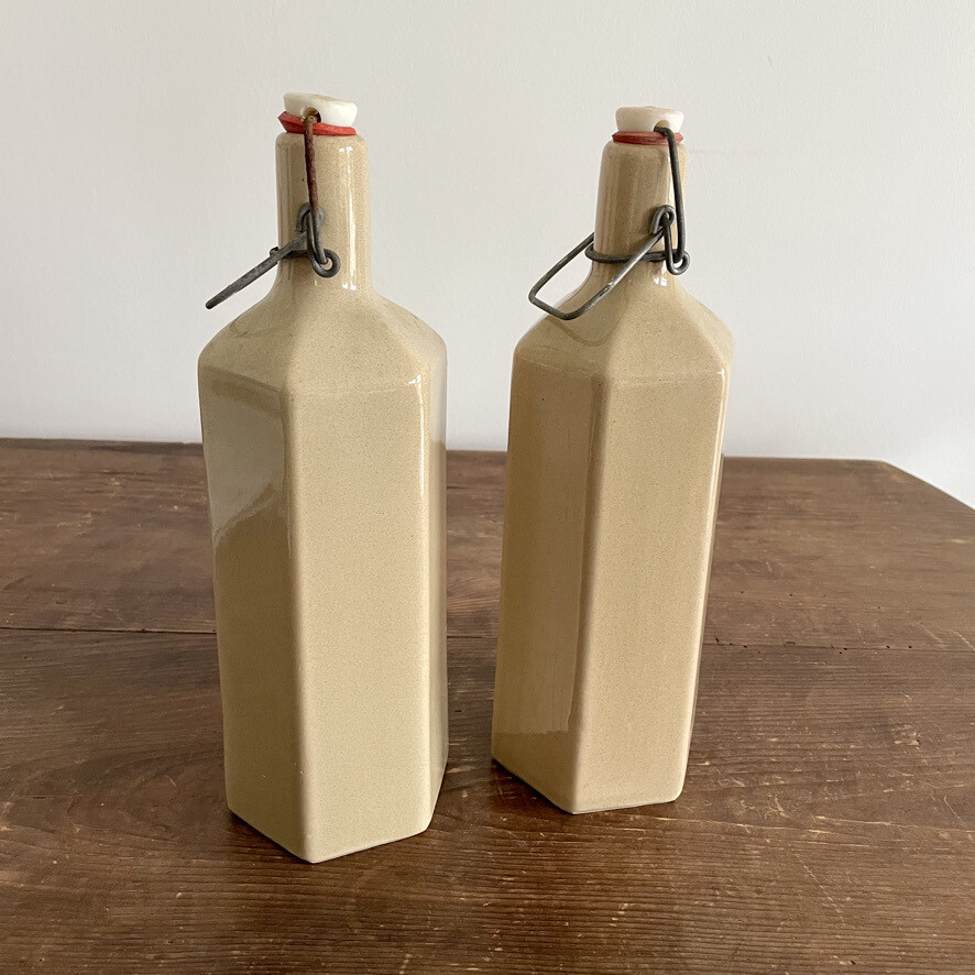 Bouteille grès hexagonale 750ml