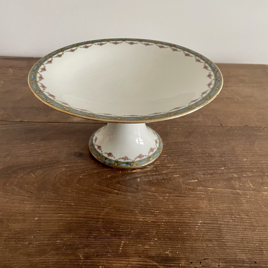 Plat sur pied compotier liseré vert fleurs