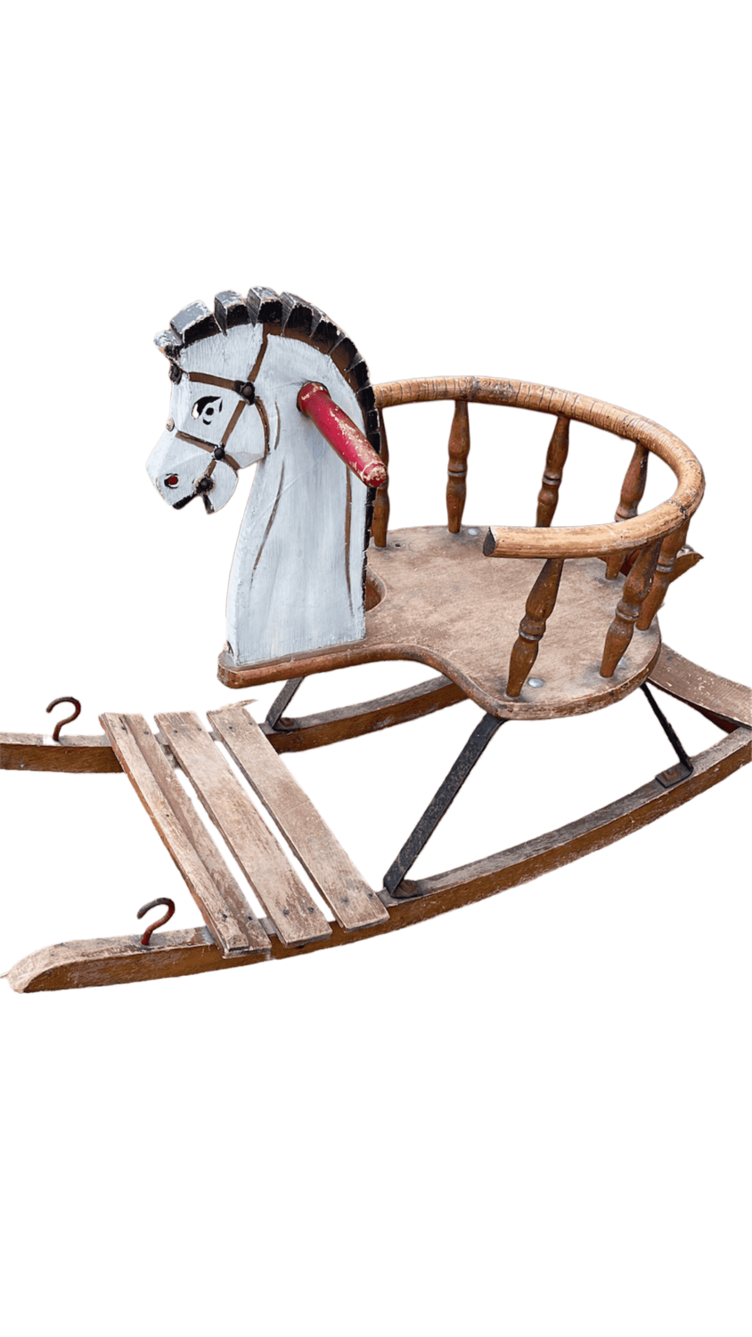 Cheval à bascule ancien