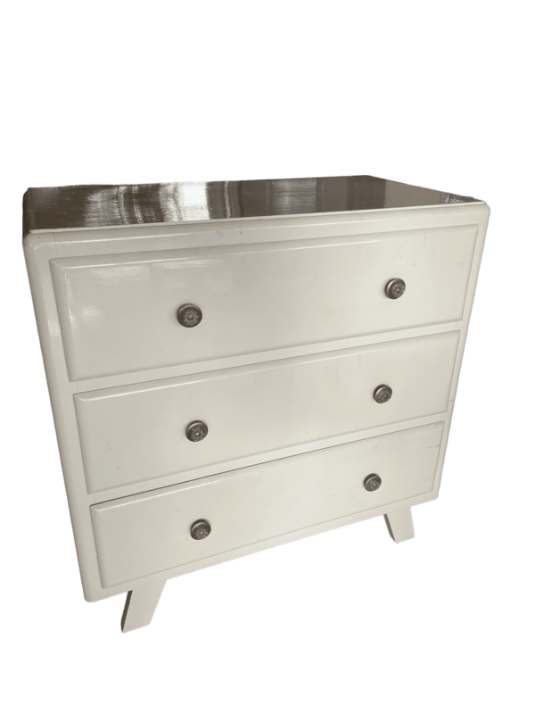 Commode blanche boutons doré