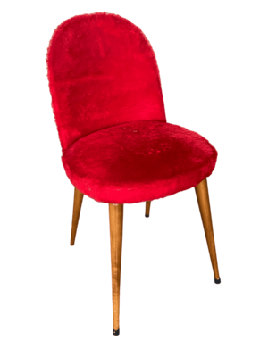 Chaise fourrure rouge