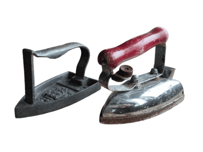 Fer à repasser ancien