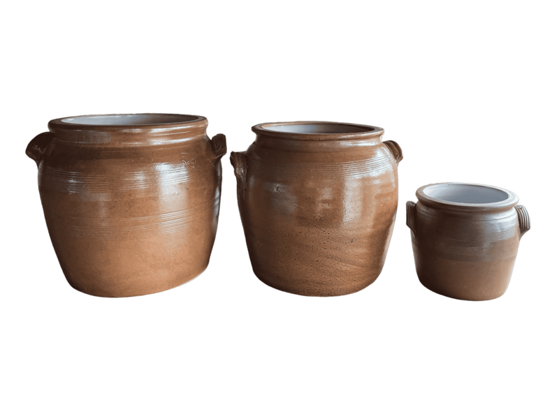Pot en grès ancien