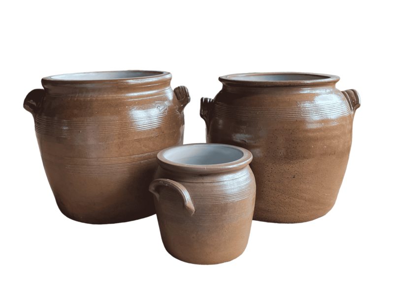 Pot en grès ancien